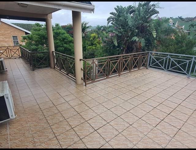 4 BEDROOM HOUSE FOR SALE IN SOMERSET PARK